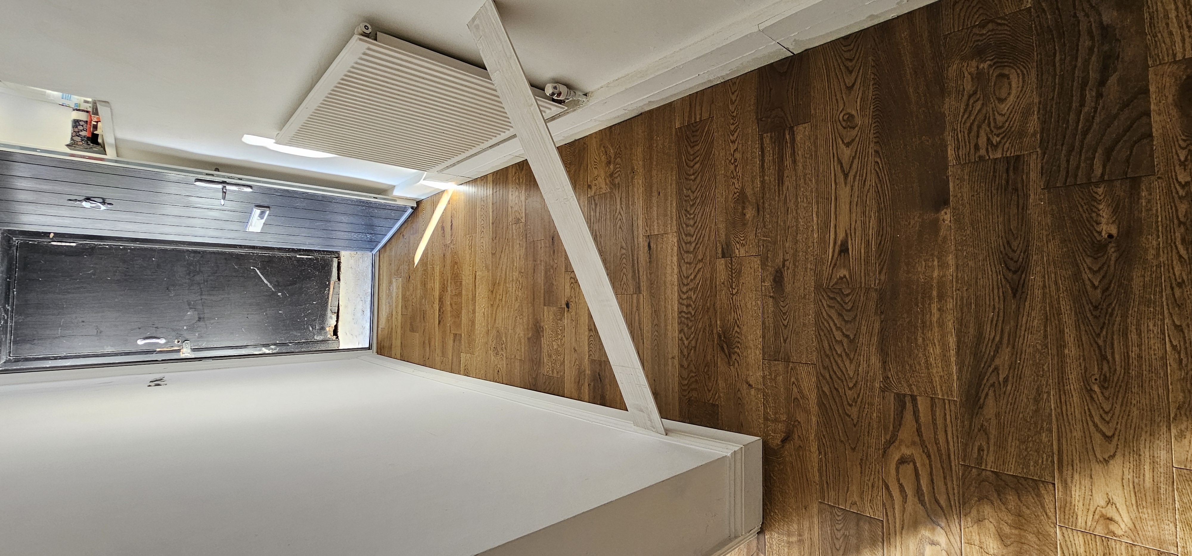 Islington Parquet Floor Fitting